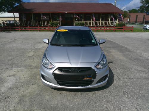 2013 HYUNDAI ACCENT GS; SE 4 DOOR HATCHBACK
